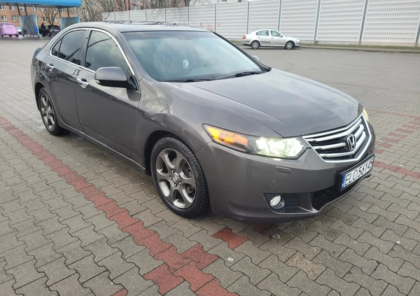 Honda Accord cena 30900 przebieg: 210000, rok produkcji 2009 z Skierniewice małe 56